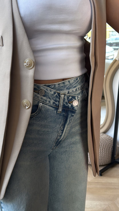 JEAN DÉTAILS