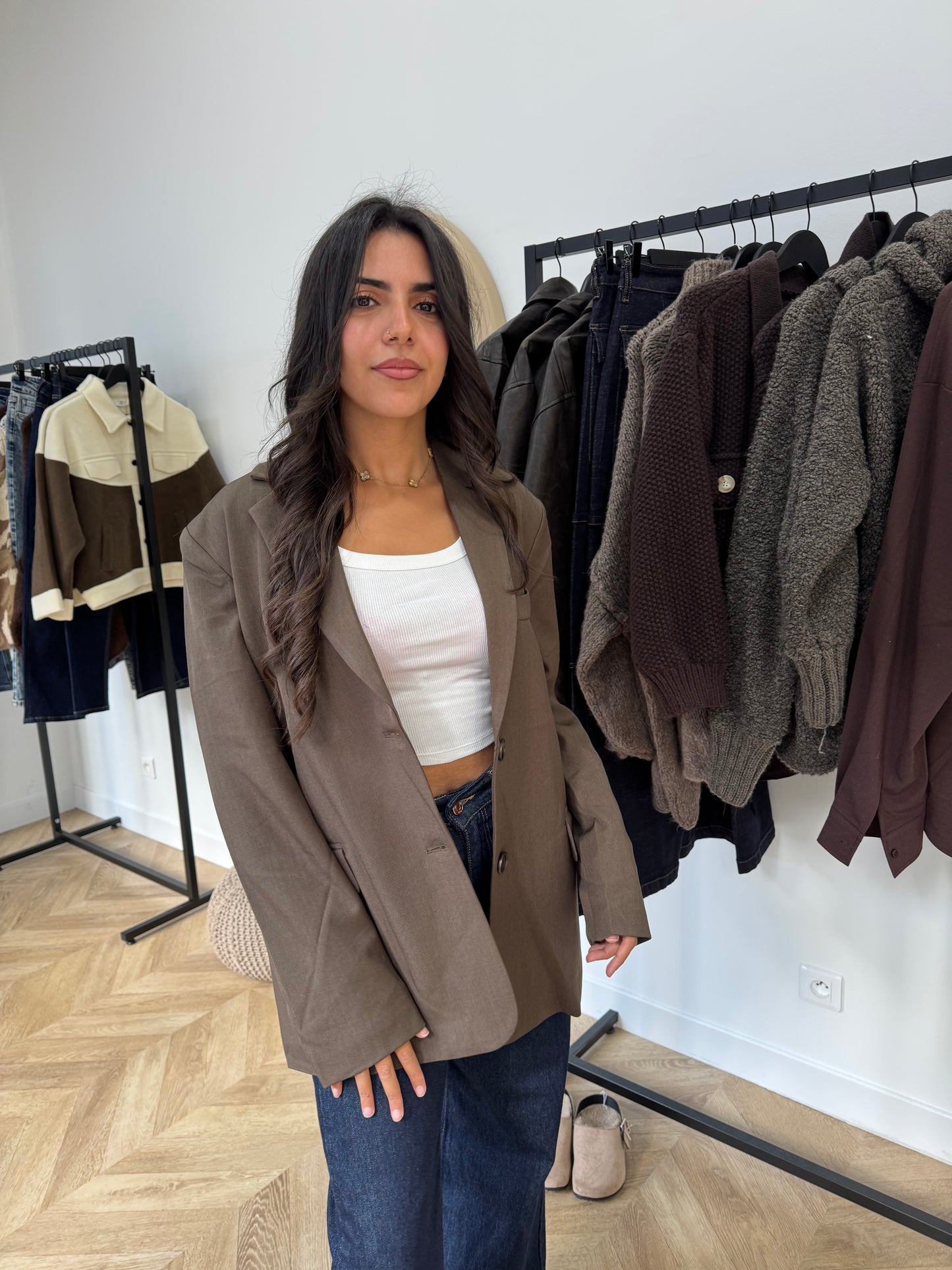 Blazer marron [ouvert à l’arrière]